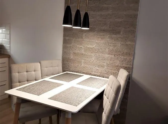 Polanki Park Leon アパート *