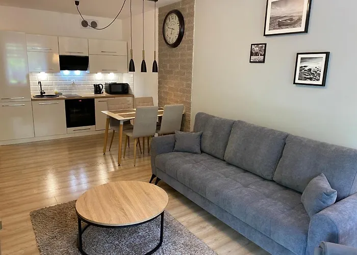 Polanki Park Leon Apartment *